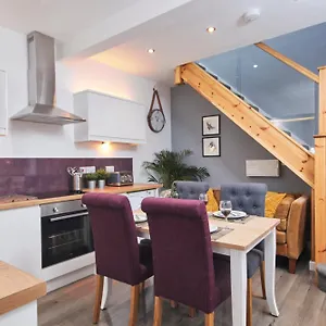 Apartment Gateway Mews - Serviced